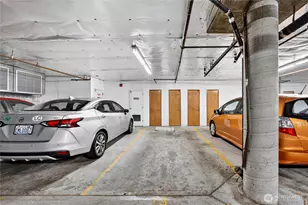 1300 W Boston St, Seattle, WA 98119 - Photo 22