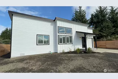 955 Tonquin Avenue SW, Ocean Shores, WA 98569 - Photo 2