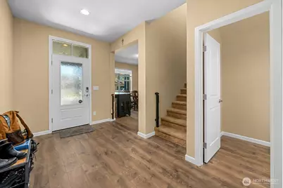 516 Petersen Drive E, Enumclaw, WA 98022 - Photo 10