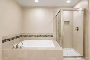 516 Petersen Dr E, Enumclaw, WA 98022 - Photo 14