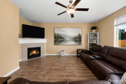 516 Petersen Drive E, Enumclaw, WA 98022 - Photo 8