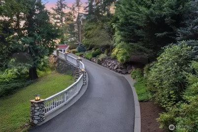 4155 212th Way SE, Sammamish, WA 98075 - Photo 2