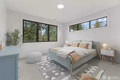 10789 SE 10th Street, Bellevue, WA 98004 - Photo 22