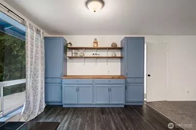 9125 Central Valley Road NE, Bremerton, WA 98311 - Photo 10