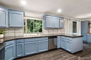 9125 Central Valley Rd NE, Bremerton, WA 98311 - Photo 14