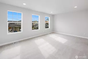 586 SW 97th St, Seattle, WA 98106 - Photo 24