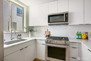 5054 Sand Point Way NE, Seattle, WA 98105 - Photo 6