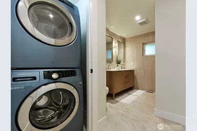 8529 29th Avenue NW, Seattle, WA 98117 - Photo 18