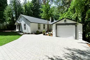 8529 29th Ave NW, Seattle, WA 98117 - Photo 2