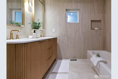 8529 29th Avenue NW, Seattle, WA 98117 - Photo 16
