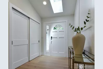 8529 29th Avenue NW, Seattle, WA 98117 - Photo 4