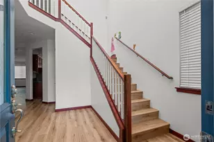18410 42nd Ave SE, Bothell, WA 98012 - Photo 2