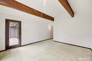 1624 NE 140th St, Seattle, WA 98125 - Photo 14