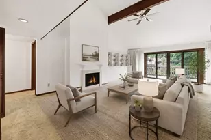 1624 NE 140th St, Seattle, WA 98125 - Photo 1