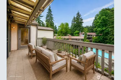 1624 NE 140th Street #M5, Seattle, WA 98125 - Photo 18
