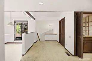 1624 NE 140th St, Seattle, WA 98125 - Photo 10