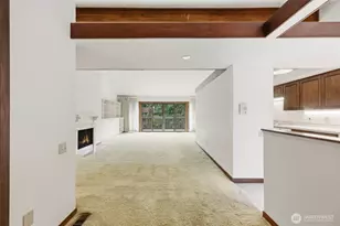1624 NE 140th St, Seattle, WA 98125 - Photo 4