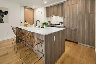 10232 NE 10th St, Bellevue, WA 98004 - Photo 4