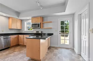 4017 Corliss Ave N, Seattle, WA 98103 - Photo 20