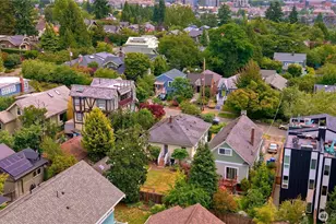 4017 Corliss Ave N, Seattle, WA 98103 - Photo 6