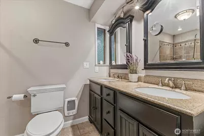 29832 Kent Black Diamond Road SE, Kent, WA 98042 - Photo 12