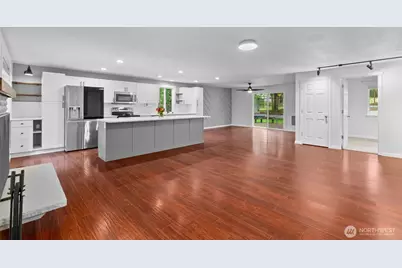 4003 85th Avenue NW, Gig Harbor, WA 98335 - Photo 6