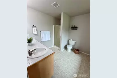 14406 145th Street E, Orting, WA 98360 - Photo 20