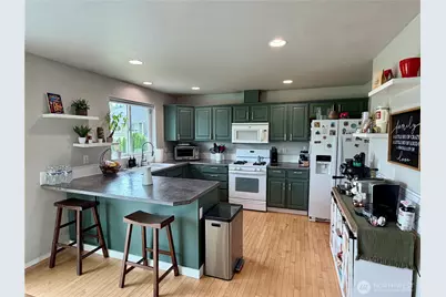 14406 145th Street E, Orting, WA 98360 - Photo 10