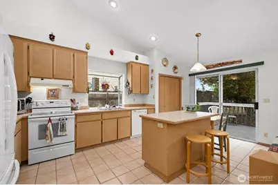 32719 20th Avenue SW, Federal Way, WA 98023 - Photo 8