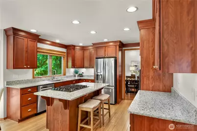 22209 NE 11th Place, Sammamish, WA 98074 - Photo 4