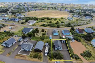 425 N Portal Loop SW, Ocean Shores, WA 98569 - Photo 4
