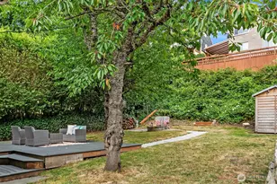 4456 46th Ave SW, Seattle, WA 98116 - Photo 32