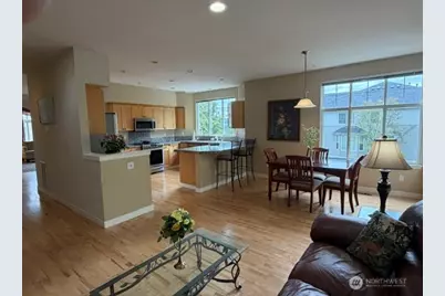 6748 161st Avenue SE #A, Bellevue, WA 98006 - Photo 8
