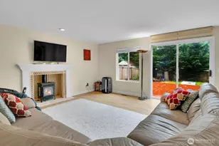 11035 SE 271st St, Kent, WA 98030 - Photo 10