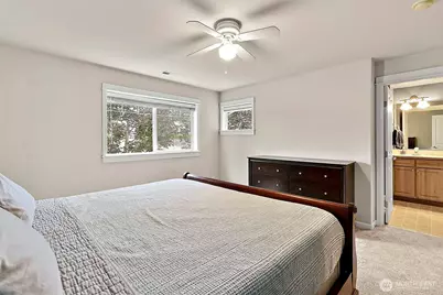 10700 SE 260th Street #M102, Kent, WA 98030 - Photo 24
