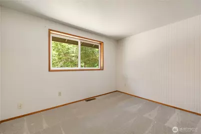 8677 Glenwood Road SW, Port Orchard, WA 98367 - Photo 20