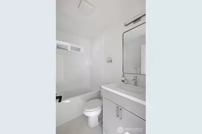 9323 Marcus Avenue S #B, Seattle, WA 98118 - Photo 14