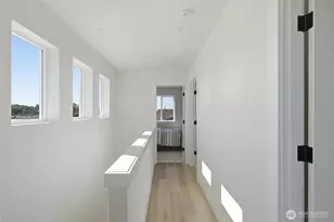 9323 Marcus Ave S, Seattle, WA 98118 - Photo 16
