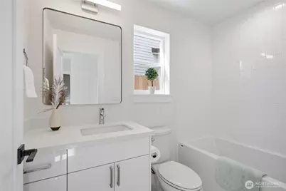 9323 Marcus Avenue S #B, Seattle, WA 98118 - Photo 2