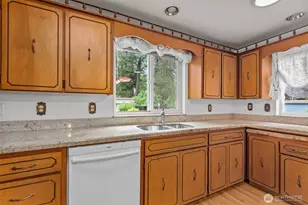 6353 School St SW, Lakewood, WA 98499 - Photo 10