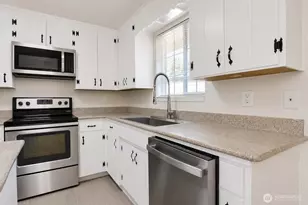 2401 S 62nd St, Tacoma, WA 98409 - Photo 8