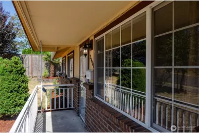 2401 S 62nd Street, Tacoma, WA 98409 - Photo 2