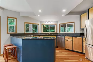 1099 Worthy Pl, Greenbank, WA 98253 - Photo 12
