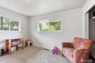 10612 Waller Rd E, Tacoma, WA 98446 - Photo 10
