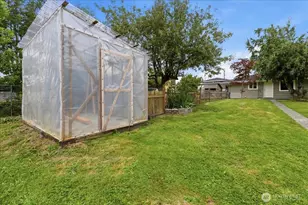 10612 Waller Rd E, Tacoma, WA 98446 - Photo 24