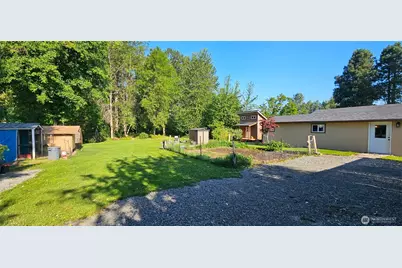 10612 Waller Road E, Tacoma, WA 98446 - Photo 18