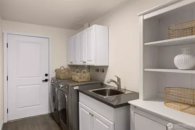 2137 N 128th Street, Seattle, WA 98133 - Photo 24