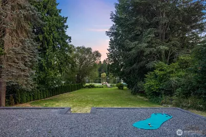 2137 N 128th Street, Seattle, WA 98133 - Photo 38