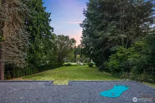 2137 N 128th St, Seattle, WA 98133 - Photo 38
