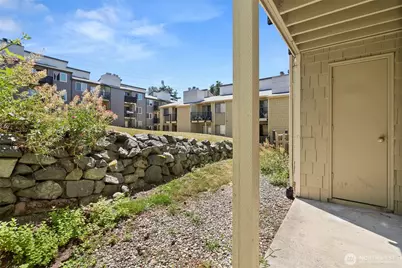 2020 Grant Avenue S #C103, Renton, WA 98055 - Photo 18